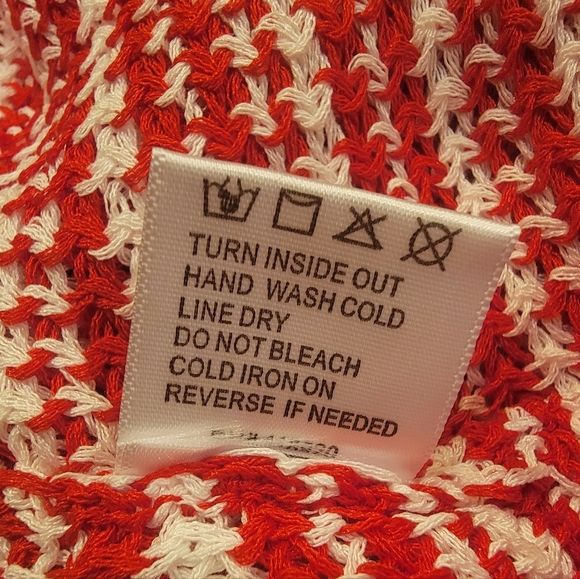 NWT Sleeveless Mock Neck Top - Picture 8 of 8